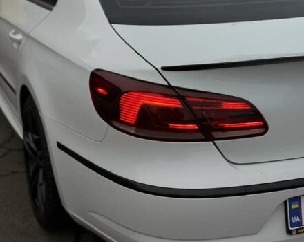 Белый Фольксваген CC / Passat CC, объемом двигателя 1.98 л и пробегом 177 тыс. км за 12000 $, фото 27 на Automoto.ua