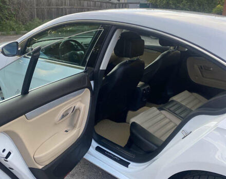 Белый Фольксваген CC / Passat CC, объемом двигателя 1.98 л и пробегом 157 тыс. км за 11800 $, фото 3 на Automoto.ua