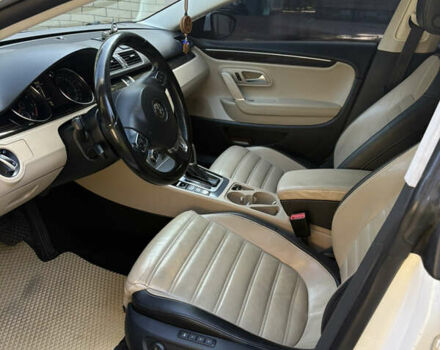 Белый Фольксваген CC / Passat CC, объемом двигателя 2 л и пробегом 256 тыс. км за 10200 $, фото 16 на Automoto.ua