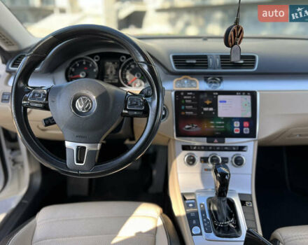 Білий Фольксваген CC / Passat CC, об'ємом двигуна 1.98 л та пробігом 231 тис. км за 12900 $, фото 16 на Automoto.ua