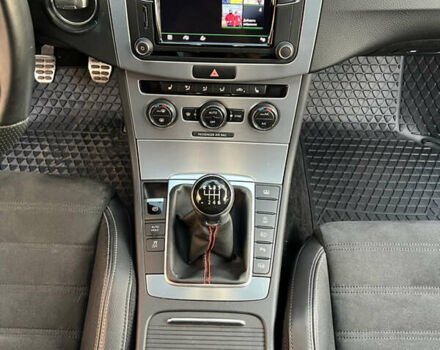 Белый Фольксваген CC / Passat CC, объемом двигателя 1.97 л и пробегом 81 тыс. км за 17500 $, фото 21 на Automoto.ua