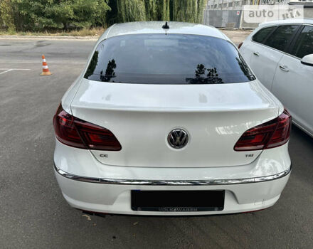 Белый Фольксваген CC / Passat CC, объемом двигателя 1.98 л и пробегом 181 тыс. км за 13000 $, фото 10 на Automoto.ua