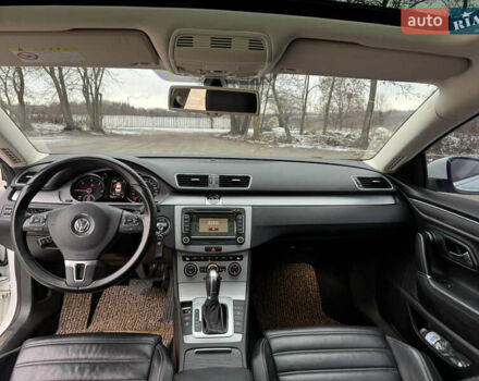 Белый Фольксваген CC / Passat CC, объемом двигателя 1.97 л и пробегом 165 тыс. км за 14899 $, фото 17 на Automoto.ua