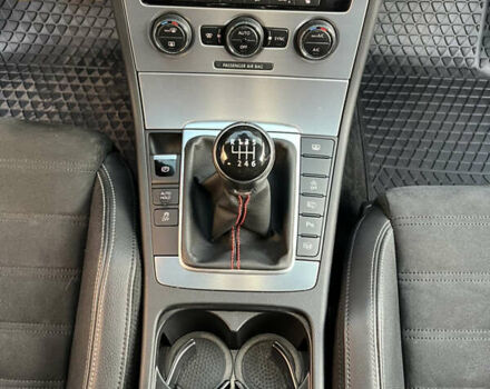 Белый Фольксваген CC / Passat CC, объемом двигателя 1.97 л и пробегом 81 тыс. км за 17500 $, фото 20 на Automoto.ua