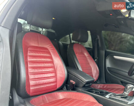 Фольксваген CC / Passat CC 2015 в Могилев-Подольском на Automoto.ua Белый Фольксваген CC / Passat CC, объемом двигателя 1.98 л и пробегом 209 тыс. км за 11500 $, фото 38 на Automoto.ua