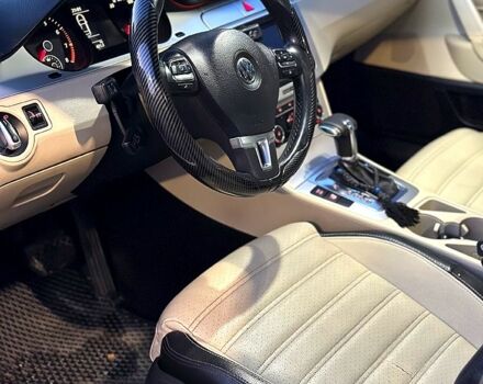 Белый Фольксваген CC, объемом двигателя 2 л и пробегом 285 тыс. км за 9500 $, фото 6 на Automoto.ua