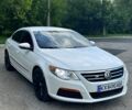Белый Фольксваген CC, объемом двигателя 2 л и пробегом 196 тыс. км за 8700 $, фото 1 на Automoto.ua