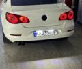 Белый Фольксваген CC, объемом двигателя 2 л и пробегом 163 тыс. км за 10000 $, фото 1 на Automoto.ua