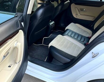 Білий Фольксваген CC, об'ємом двигуна 2 л та пробігом 139 тис. км за 10000 $, фото 1 на Automoto.ua