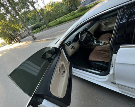 Фольксваген CC / Passat CC 2012 в Сумах на Automoto.ua Белый Фольксваген CC / Passat CC, объемом двигателя 2 л и пробегом 185 тыс. км за 14000 $, фото 7 на Automoto.ua