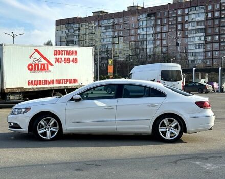 Білий Фольксваген CC, об'ємом двигуна 2 л та пробігом 185 тис. км за 8800 $, фото 4 на Automoto.ua