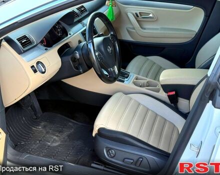 Білий Фольксваген CC, об'ємом двигуна 2 л та пробігом 250 тис. км за 11999 $, фото 5 на Automoto.ua