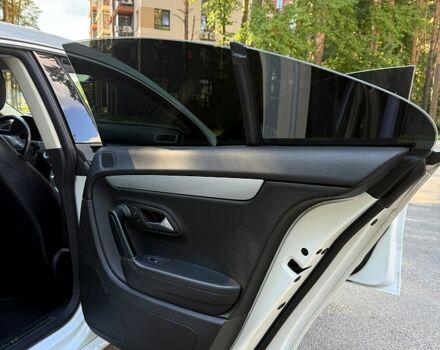 Белый Фольксваген CC, объемом двигателя 2 л и пробегом 106 тыс. км за 12500 $, фото 6 на Automoto.ua