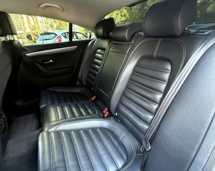 Белый Фольксваген CC, объемом двигателя 2 л и пробегом 106 тыс. км за 12500 $, фото 3 на Automoto.ua