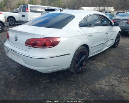 Белый Фольксваген CC, объемом двигателя 2 л и пробегом 204 тыс. км за 8900 $, фото 5 на Automoto.ua