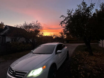 Белый Фольксваген CC / Passat CC, объемом двигателя 2 л и пробегом 285 тыс. км за 9000 $, фото 1 на Automoto.ua