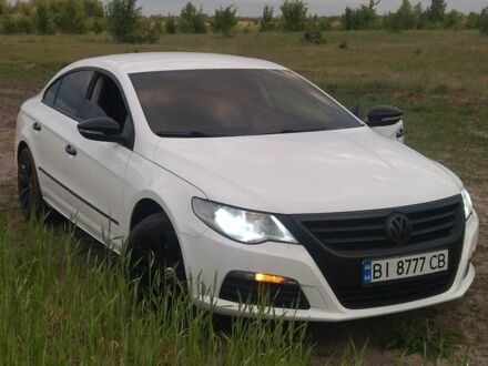 Белый Фольксваген CC / Passat CC, объемом двигателя 2 л и пробегом 188 тыс. км за 8500 $, фото 1 на Automoto.ua