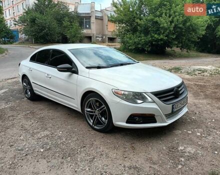 Белый Фольксваген CC / Passat CC, объемом двигателя 1.98 л и пробегом 330 тыс. км за 9000 $, фото 1 на Automoto.ua