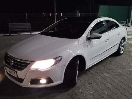 Белый Фольксваген CC / Passat CC, объемом двигателя 1.98 л и пробегом 260 тыс. км за 9000 $, фото 1 на Automoto.ua