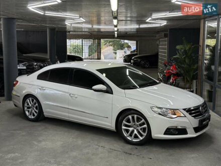 Белый Фольксваген CC / Passat CC, объемом двигателя 1.8 л и пробегом 182 тыс. км за 9300 $, фото 1 на Automoto.ua