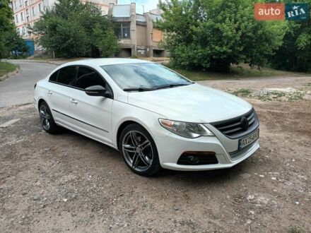 Белый Фольксваген CC / Passat CC, объемом двигателя 1.98 л и пробегом 330 тыс. км за 7700 $, фото 1 на Automoto.ua