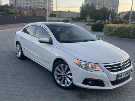 Белый Фольксваген CC / Passat CC, объемом двигателя 1.98 л и пробегом 241 тыс. км за 8000 $, фото 1 на Automoto.ua