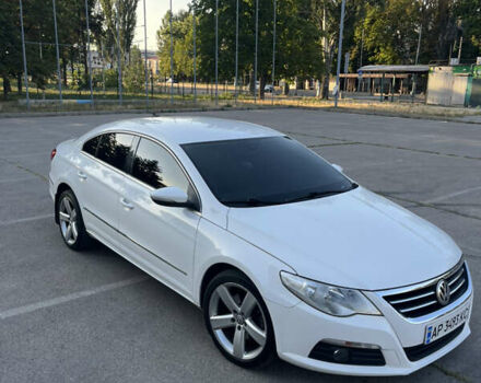 Белый Фольксваген CC / Passat CC, объемом двигателя 1.98 л и пробегом 215 тыс. км за 9700 $, фото 1 на Automoto.ua