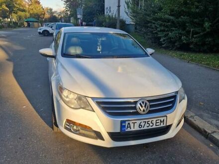 Белый Фольксваген CC / Passat CC, объемом двигателя 1.98 л и пробегом 214 тыс. км за 8000 $, фото 1 на Automoto.ua