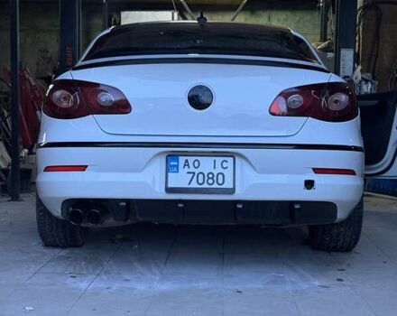 Белый Фольксваген CC / Passat CC, объемом двигателя 1.98 л и пробегом 175 тыс. км за 8500 $, фото 1 на Automoto.ua