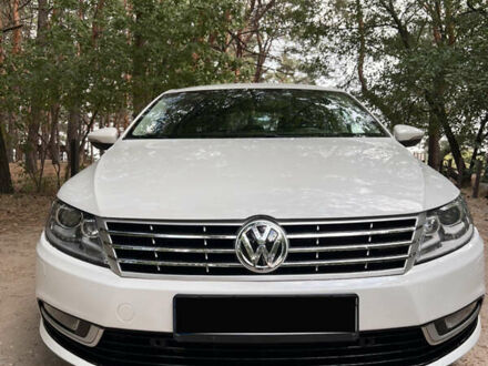 Фольксваген CC / Passat CC 2012 в Днепре (Днепропетровске) на Automoto.ua Белый Фольксваген CC / Passat CC, объемом двигателя 1.98 л и пробегом 180 тыс. км за 10000 $, фото 1 на Automoto.ua