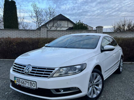 Білий Фольксваген CC / Passat CC, об'ємом двигуна 1.97 л та пробігом 121 тис. км за 13900 $, фото 1 на Automoto.ua