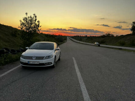 Фольксваген CC / Passat CC 2012 в Одессе на Automoto.ua Белый Фольксваген CC / Passat CC, объемом двигателя 1.8 л и пробегом 172 тыс. км за 10900 $, фото 1 на Automoto.ua