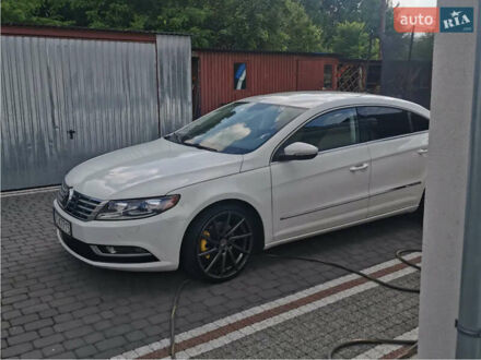 Фольксваген CC / Passat CC 2013 в Киеве на Automoto.ua Белый Фольксваген CC / Passat CC, объемом двигателя 1.98 л и пробегом 127 тыс. км за 12400 $, фото 1 на Automoto.ua