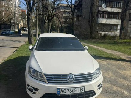 Фольксваген CC / Passat CC 2013 у Ужгороді на Automoto.ua Білий Фольксваген CC / Passat CC, об'ємом двигуна 1.97 л та пробігом 324 тис. км за 12900 $, фото 1 на Automoto.ua