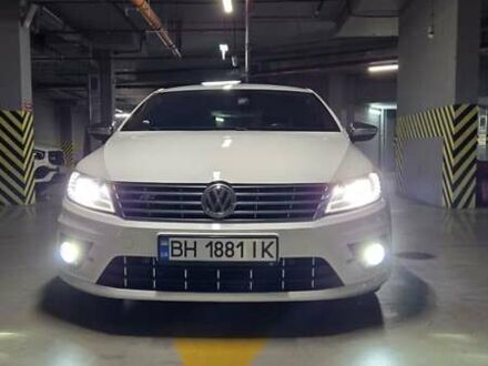Белый Фольксваген CC / Passat CC, объемом двигателя 1.97 л и пробегом 275 тыс. км за 15700 $, фото 1 на Automoto.ua