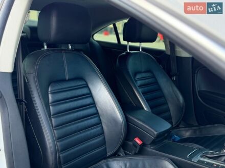 Білий Фольксваген CC / Passat CC, об'ємом двигуна 1.97 л та пробігом 129 тис. км за 13500 $, фото 1 на Automoto.ua