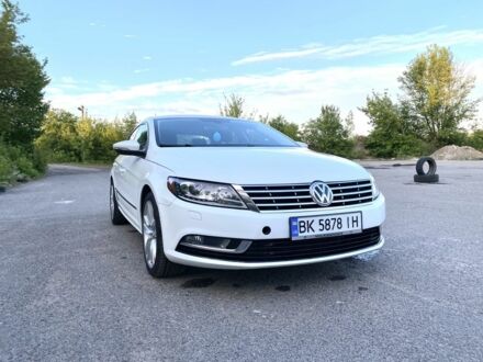 Білий Фольксваген CC / Passat CC, об'ємом двигуна 2 л та пробігом 207 тис. км за 11500 $, фото 1 на Automoto.ua