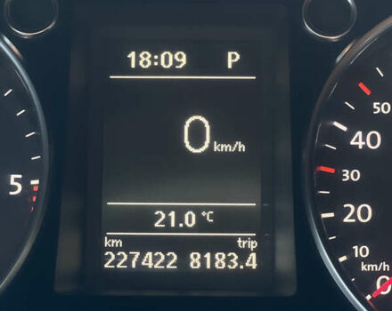 Бежевий Фольксваген CC / Passat CC, об'ємом двигуна 1.97 л та пробігом 255 тис. км за 8200 $, фото 20 на Automoto.ua