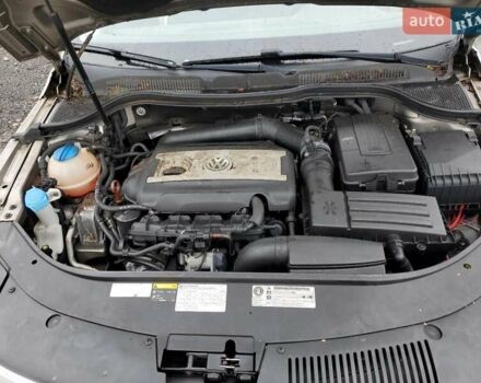 Бежевый Фольксваген CC / Passat CC, объемом двигателя 1.98 л и пробегом 62 тыс. км за 900 $, фото 10 на Automoto.ua