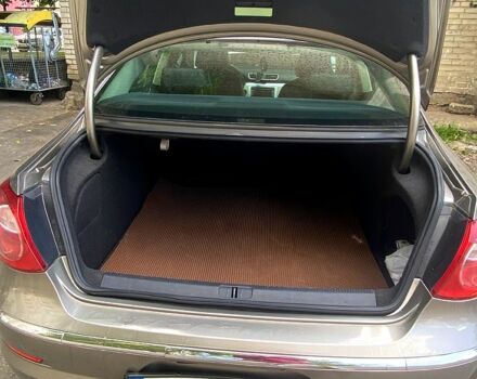 Бежевий Фольксваген CC / Passat CC, об'ємом двигуна 2 л та пробігом 258 тис. км за 8000 $, фото 4 на Automoto.ua