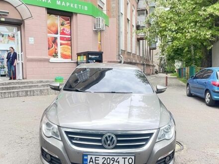 Бежевий Фольксваген CC / Passat CC, об'ємом двигуна 2 л та пробігом 260 тис. км за 10700 $, фото 1 на Automoto.ua