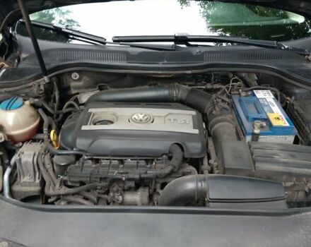 Черный Фольксваген CC / Passat CC, объемом двигателя 1.98 л и пробегом 186 тыс. км за 9300 $, фото 4 на Automoto.ua