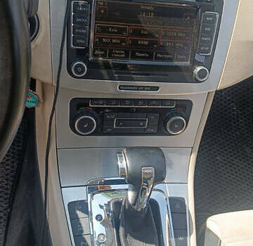 Черный Фольксваген CC / Passat CC, объемом двигателя 1.97 л и пробегом 317 тыс. км за 9000 $, фото 15 на Automoto.ua