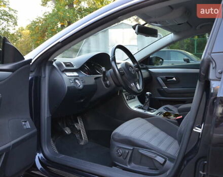 Черный Фольксваген CC / Passat CC, объемом двигателя 1.8 л и пробегом 235 тыс. км за 10900 $, фото 6 на Automoto.ua