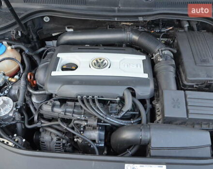 Черный Фольксваген CC / Passat CC, объемом двигателя 1.8 л и пробегом 235 тыс. км за 10900 $, фото 5 на Automoto.ua