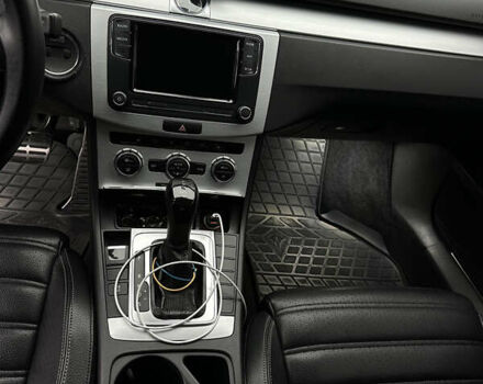 Чорний Фольксваген CC / Passat CC, об'ємом двигуна 2 л та пробігом 190 тис. км за 12000 $, фото 15 на Automoto.ua