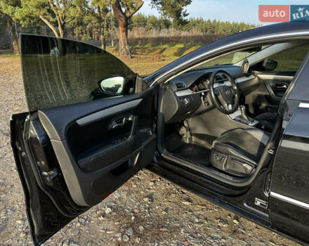 Черный Фольксваген CC / Passat CC, объемом двигателя 2 л и пробегом 207 тыс. км за 11400 $, фото 7 на Automoto.ua