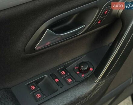 Чорний Фольксваген CC / Passat CC, об'ємом двигуна 1.8 л та пробігом 208 тис. км за 9500 $, фото 32 на Automoto.ua