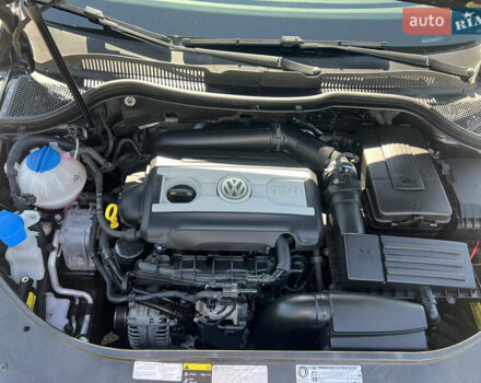Черный Фольксваген CC / Passat CC, объемом двигателя 1.98 л и пробегом 123 тыс. км за 11999 $, фото 81 на Automoto.ua
