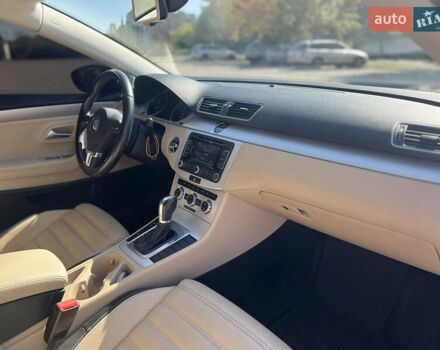 Черный Фольксваген CC / Passat CC, объемом двигателя 1.98 л и пробегом 123 тыс. км за 11999 $, фото 49 на Automoto.ua